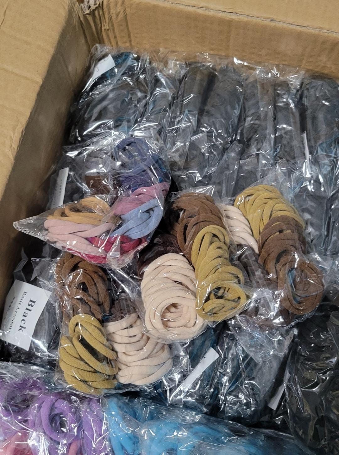 RF368 - 50 Pcs/Pack Gradient Color Elastic Hair Ties, Elastic Seamless Hair Tie for Women and Girls Daily Wear.