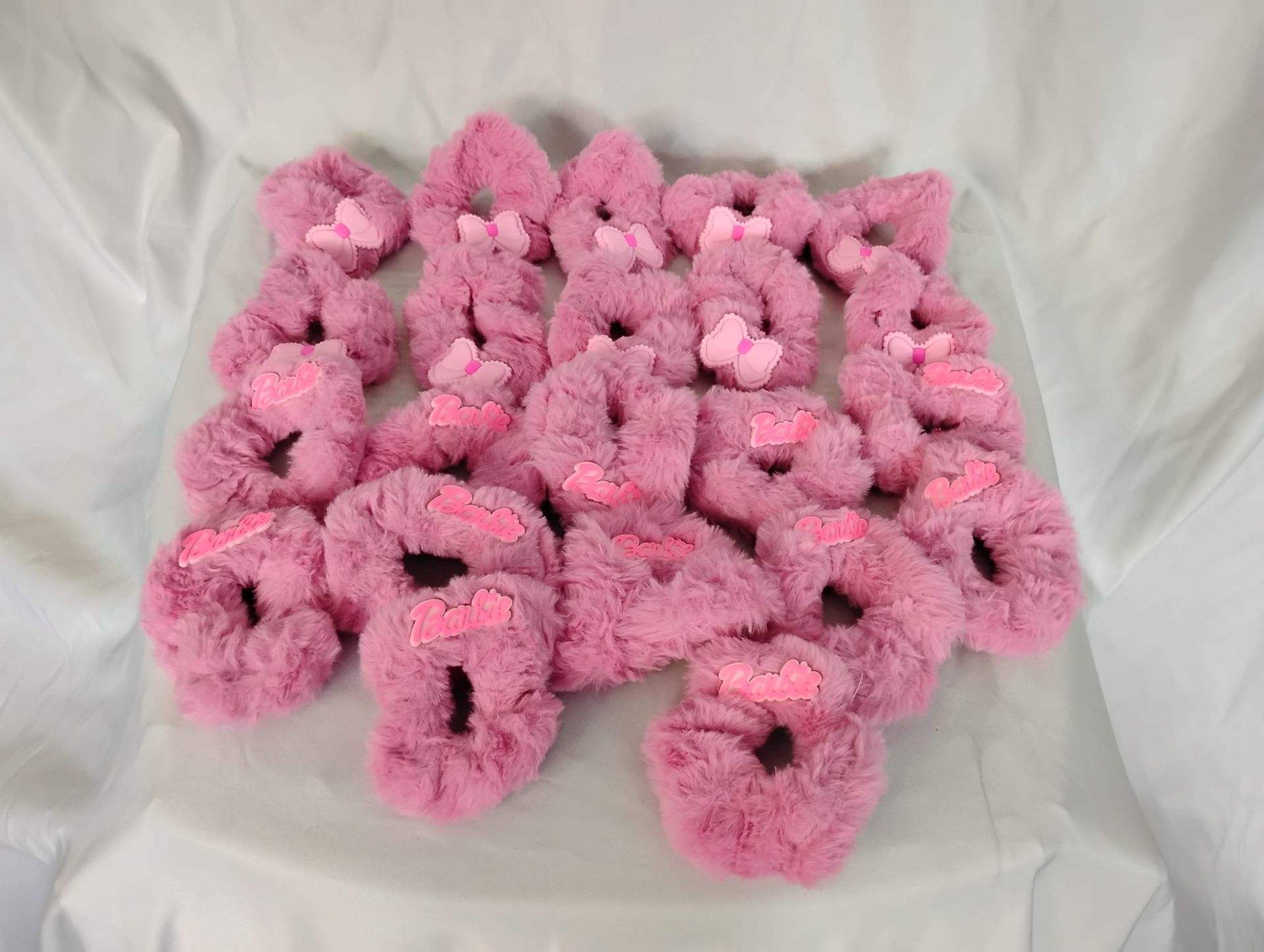 RF368 -6 Fur Light Pink Scrunchie.