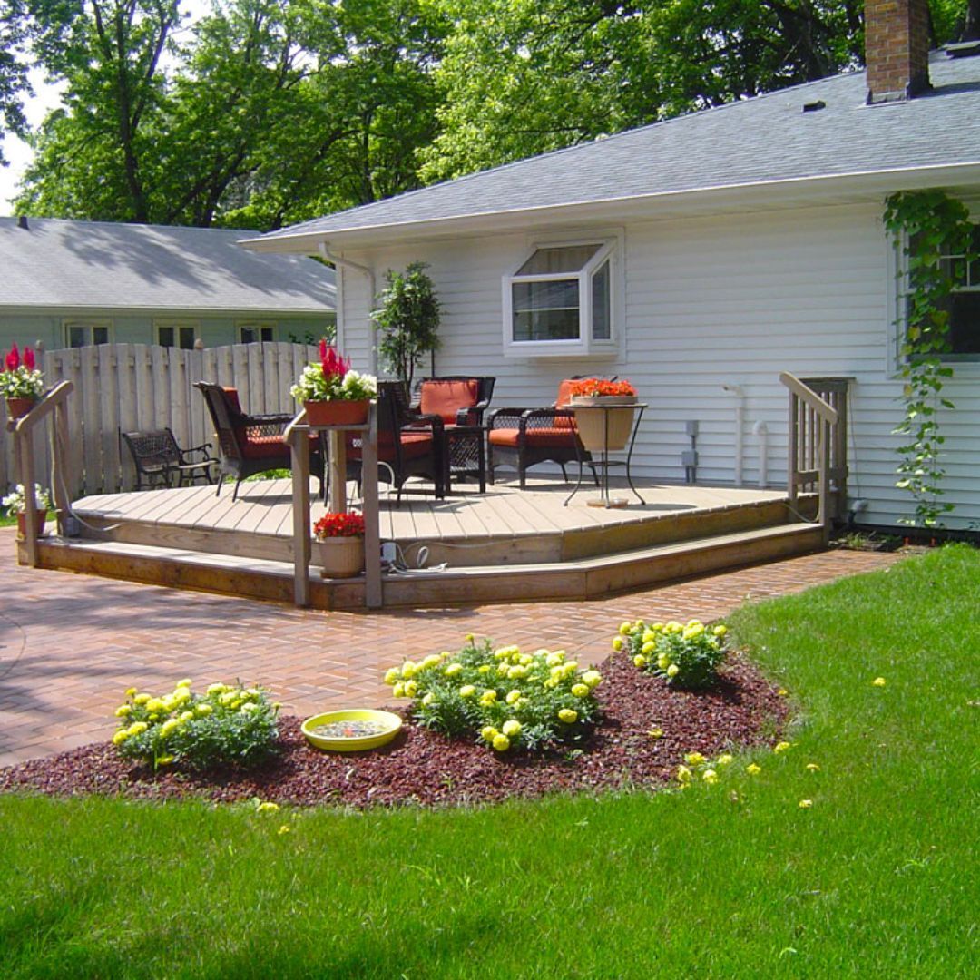 custom softscape landscaping - oshkosh wi