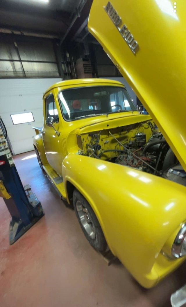 1978 F-150 4×4 To Replace Other Parts On The Truck During The Build - Appleton, WI - D & D 24 Hr Towing Inc