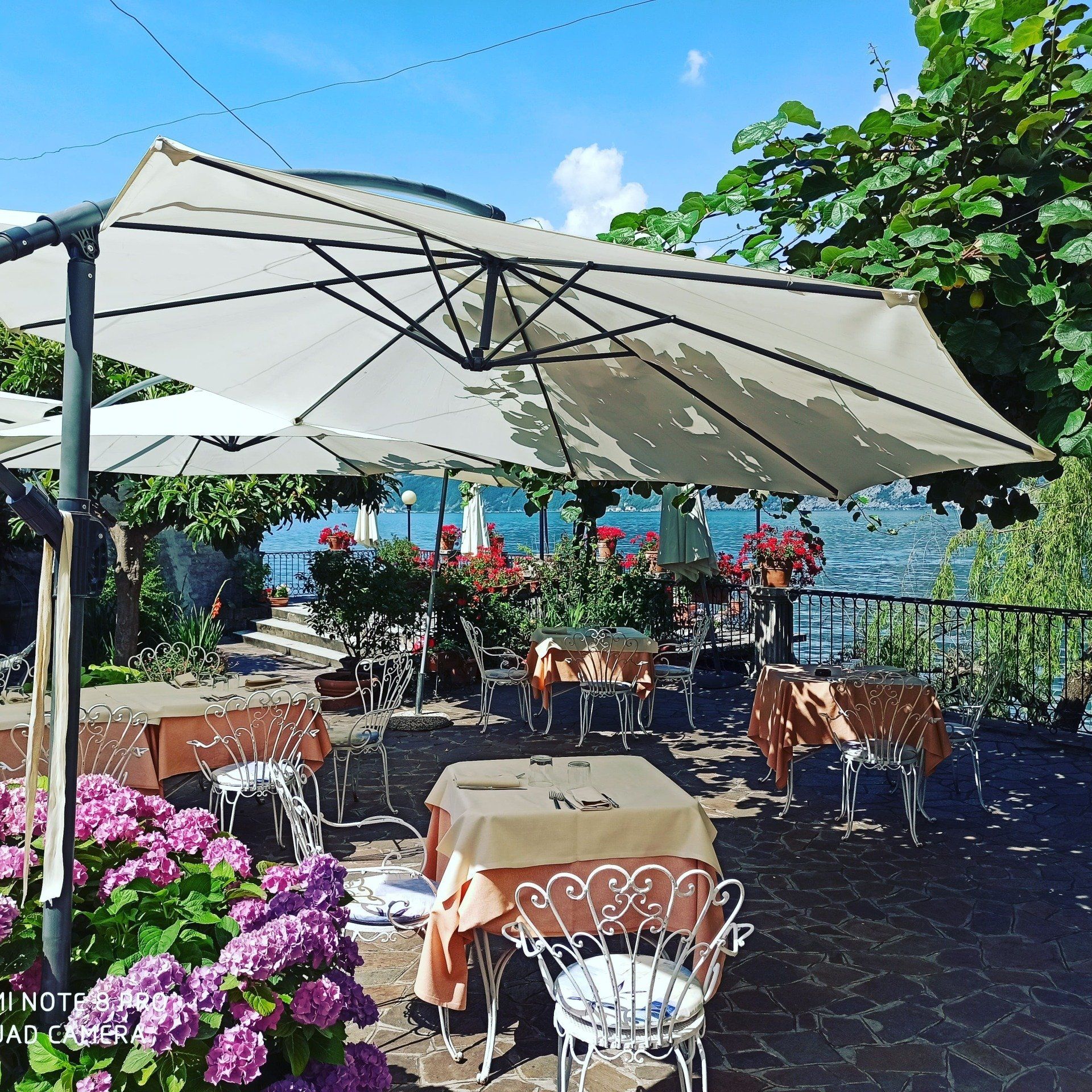 terrazza vista lago