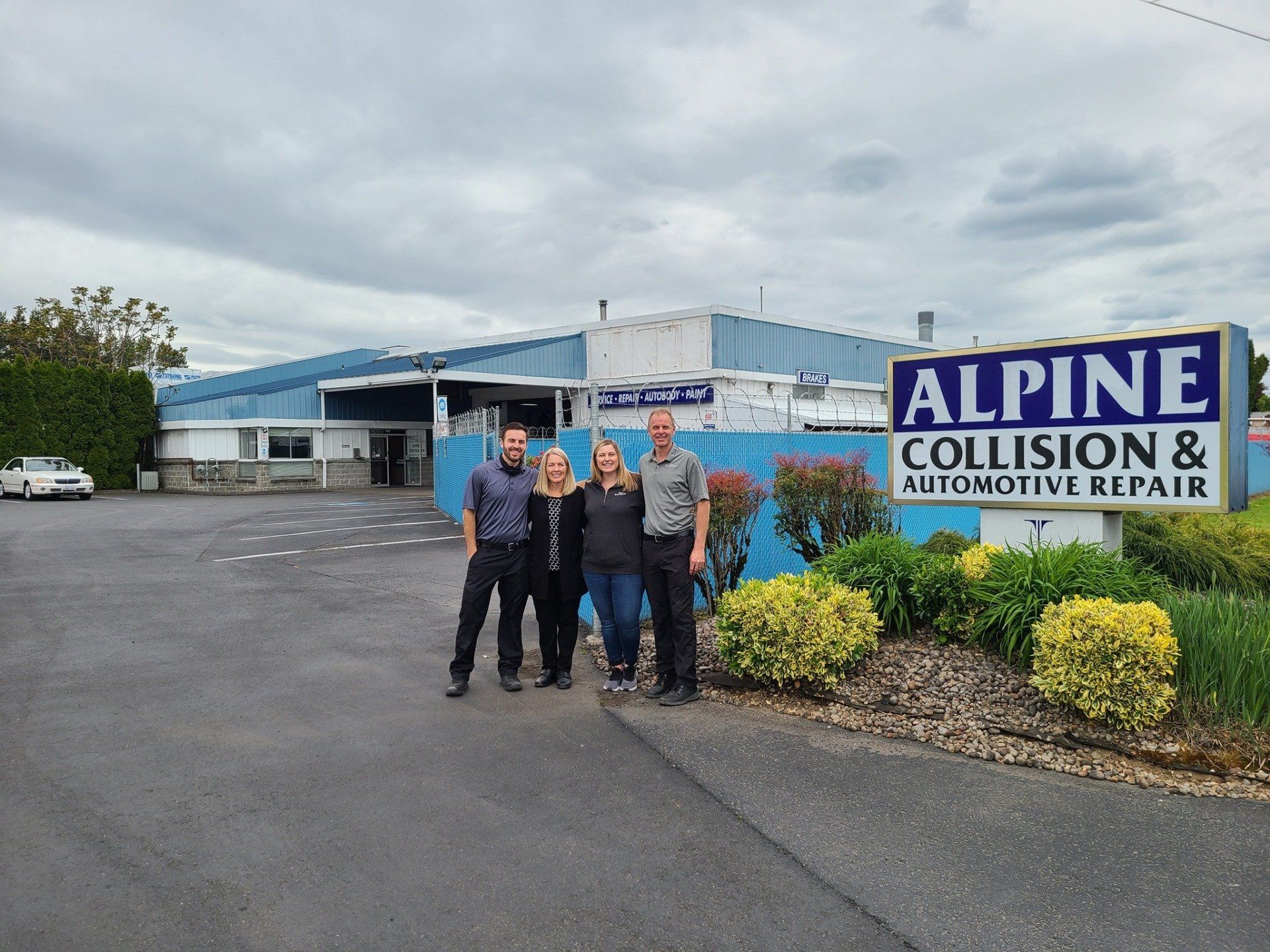 Alpine Front Office — Vancouver, WA — Alpine Collision & Auto Repair