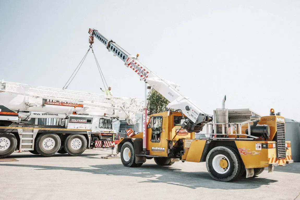 Telescopic Crane — Wyong, Nsw — Mcphan Cranes & Transport