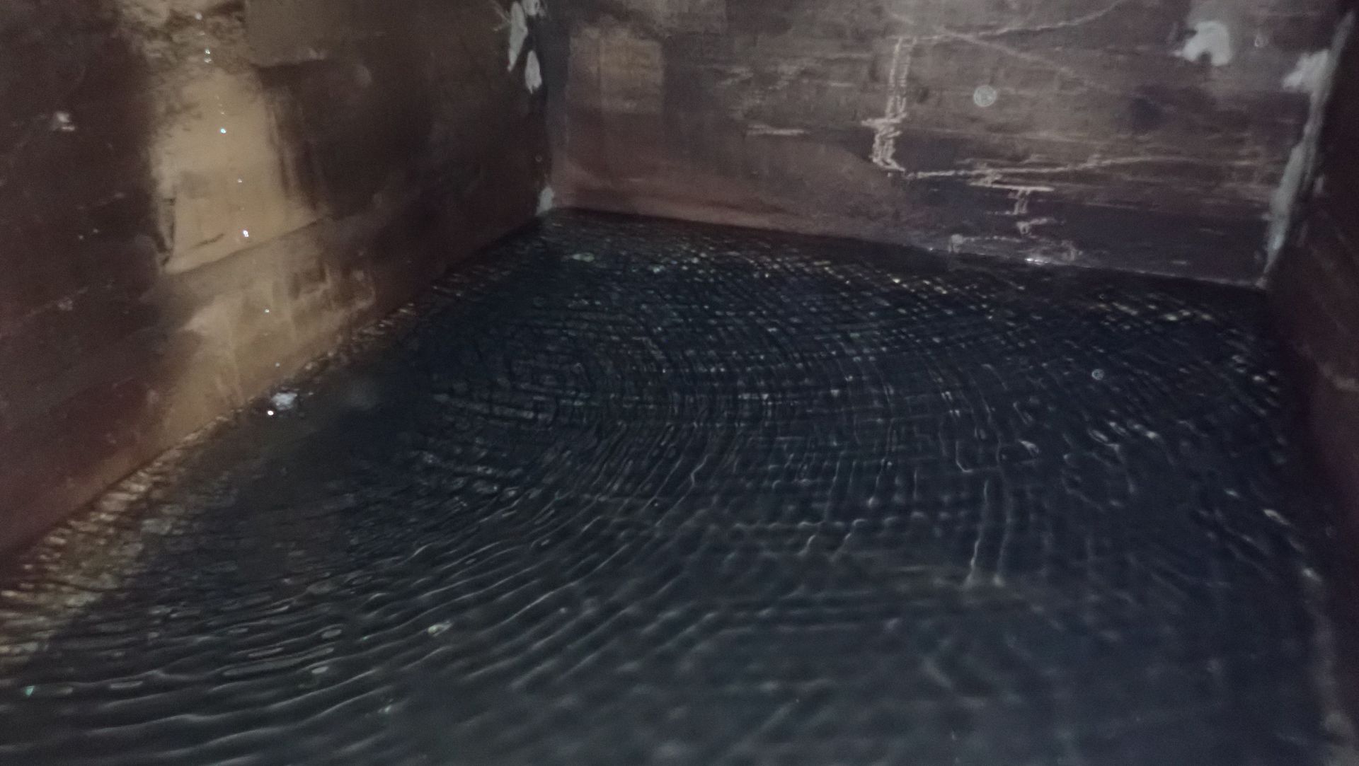 Leaking water tank in need of rehab