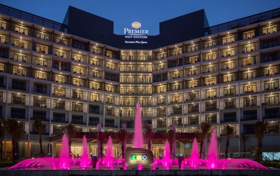 Best Western Hotels also works with Hotel Linkage.