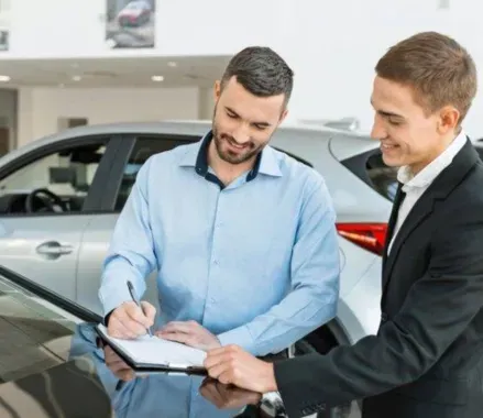 firma de contrato de compraventa del vehiculo en toledo