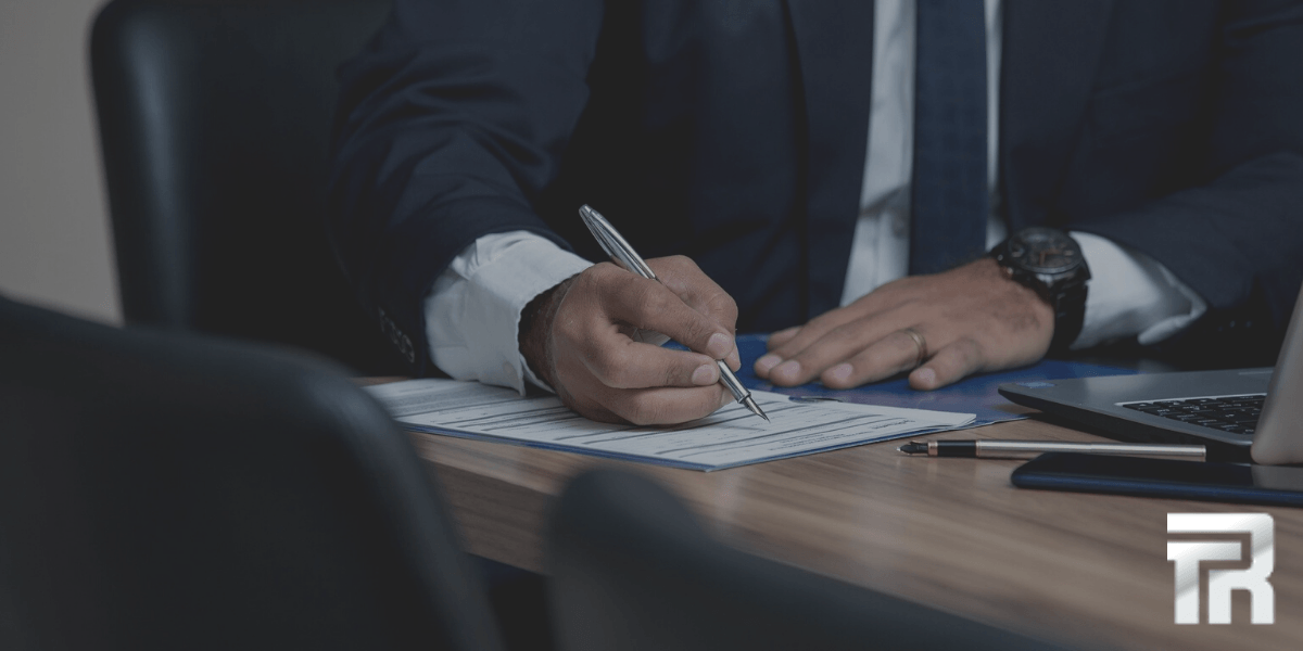 ERROS EMPRESARIAIS COMUNS QUE VÃO CONTRA A LEI ERROS EMPRESARIAIS COMUNS QUE VÃO CONTRA A LEI