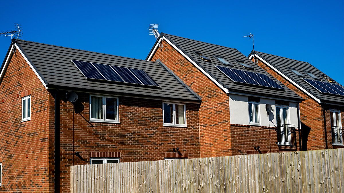 Are solar panels worth it in the UK?