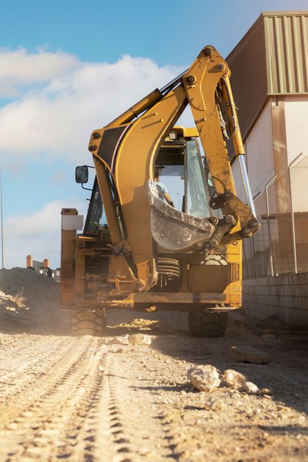 heavy excavator digging day light