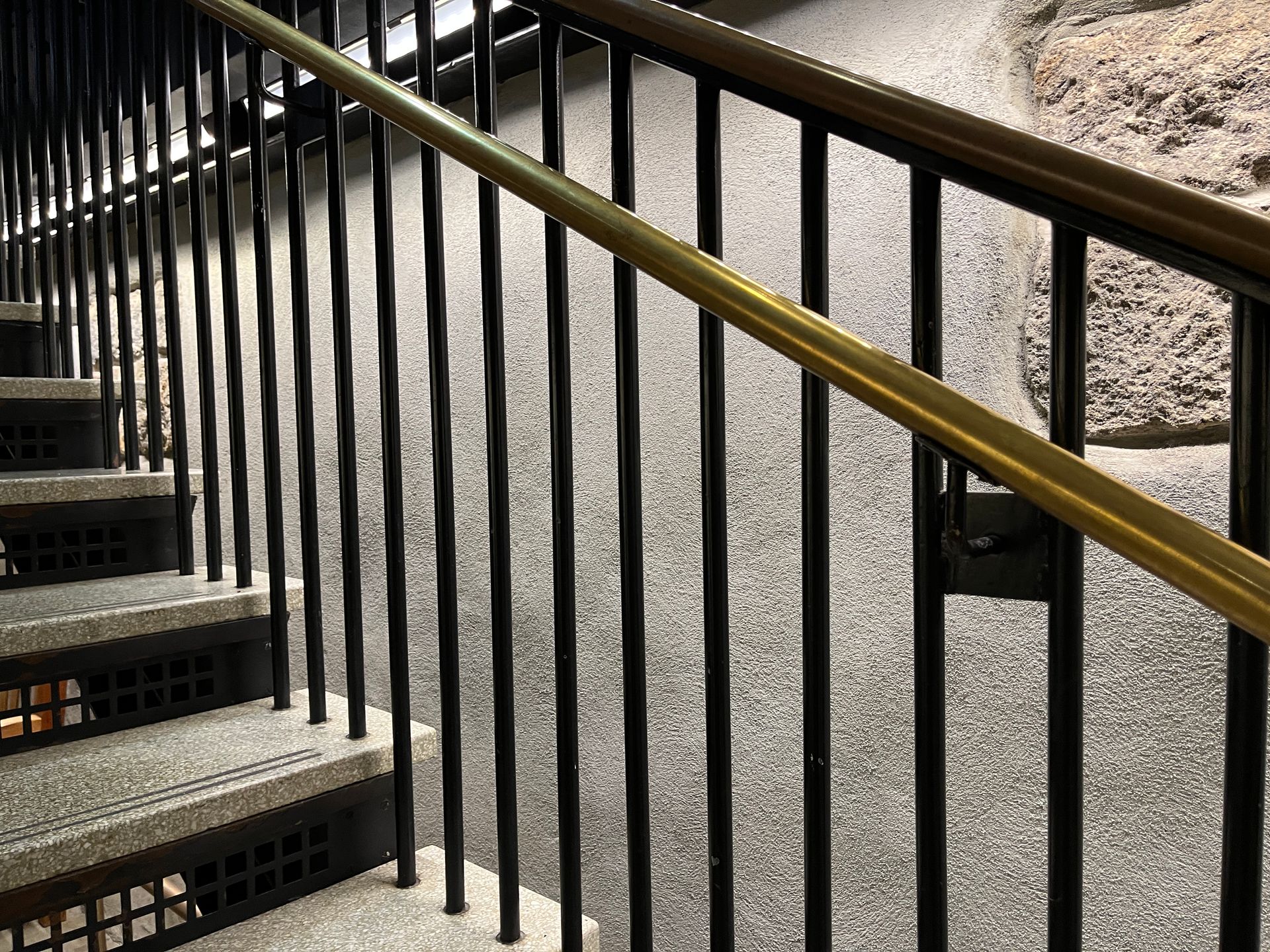 Custom handrail contractor. Fabrication + Installation.