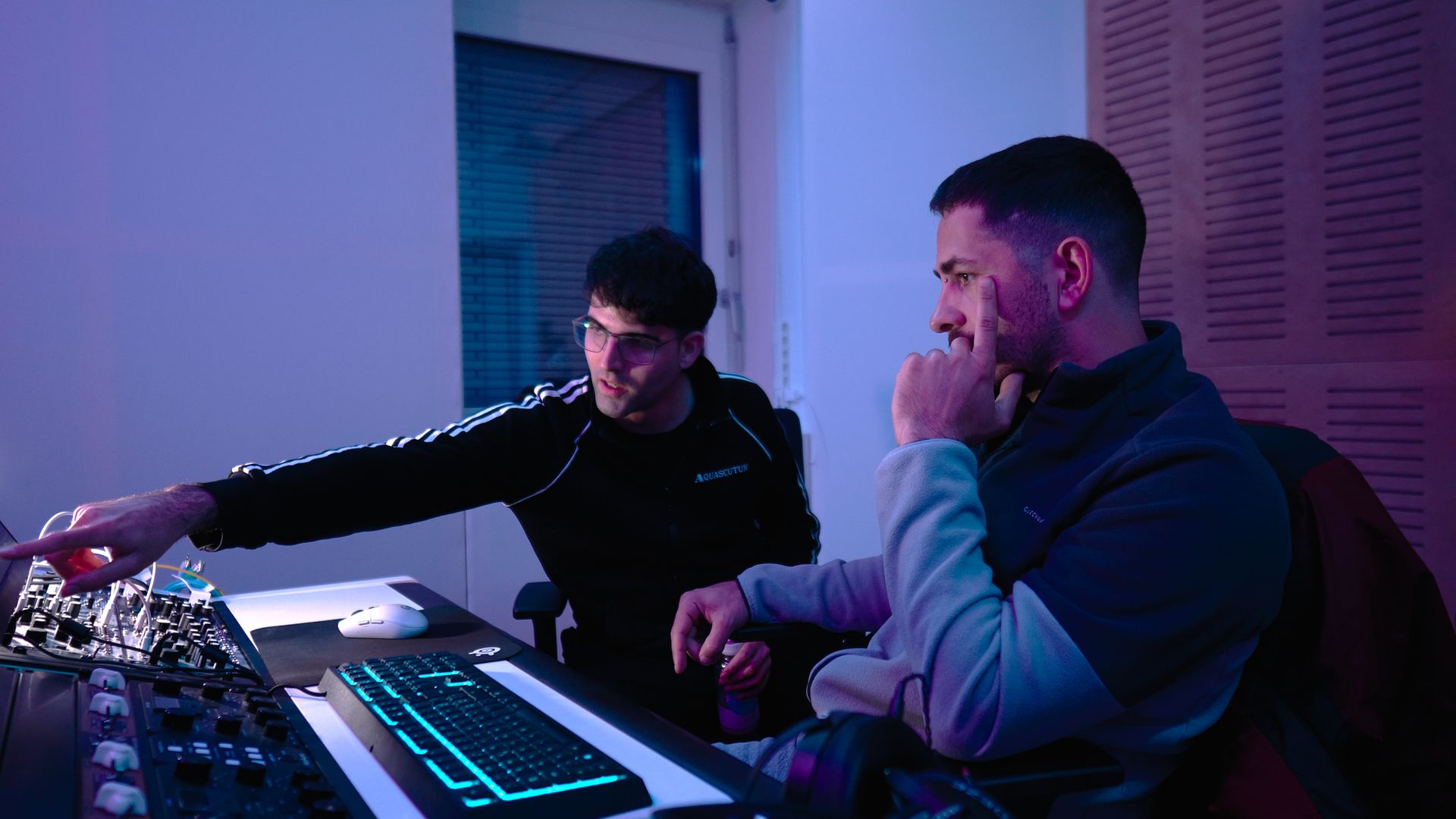 One-to-one electronic music production coaching at KYBERNETIK.LAB in Basel
