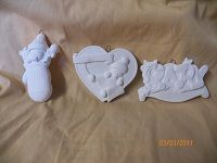 3 ornaments in set 27