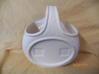 textured basket takes inserts