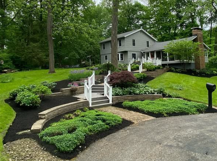 Expert landscaping design for Chagrin Falls Homes