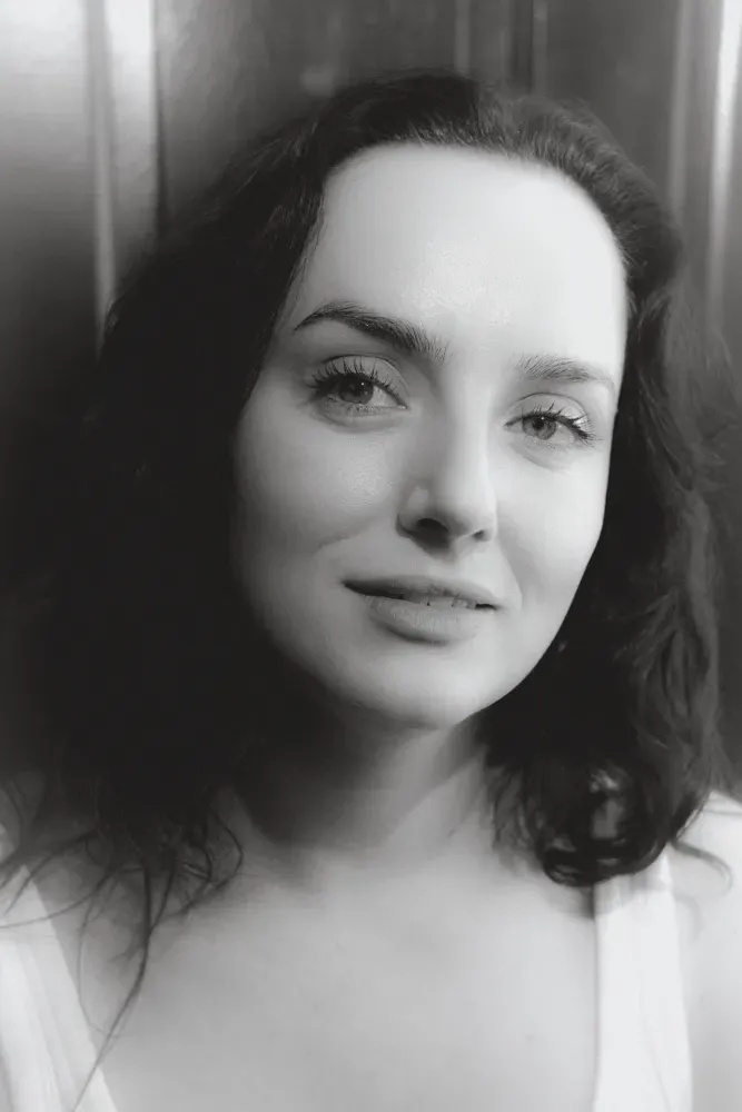 Black and white portrait of artist Charlee Remitz