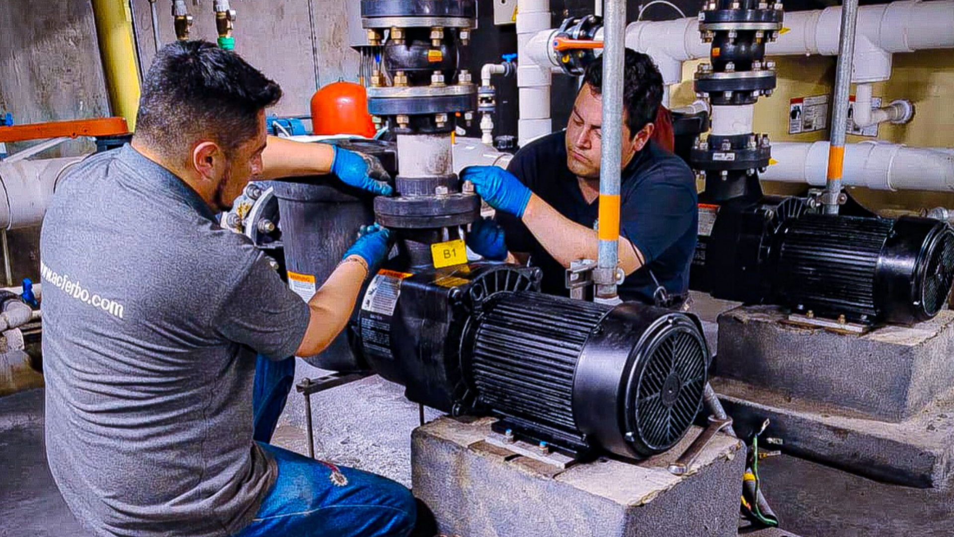 Mantenimiento para bombas de piscina