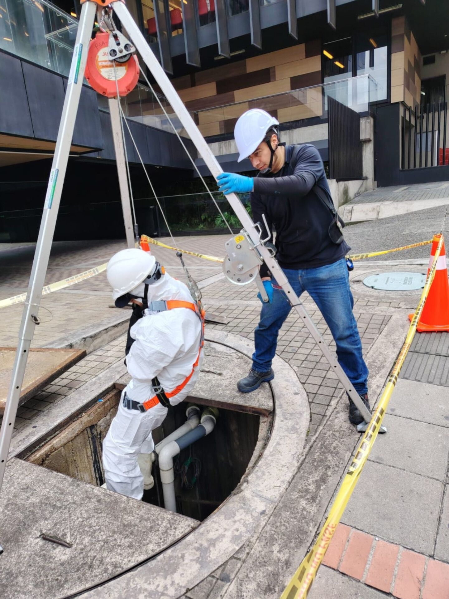 lavado de tanques, mantenimiento bombas sumergibles