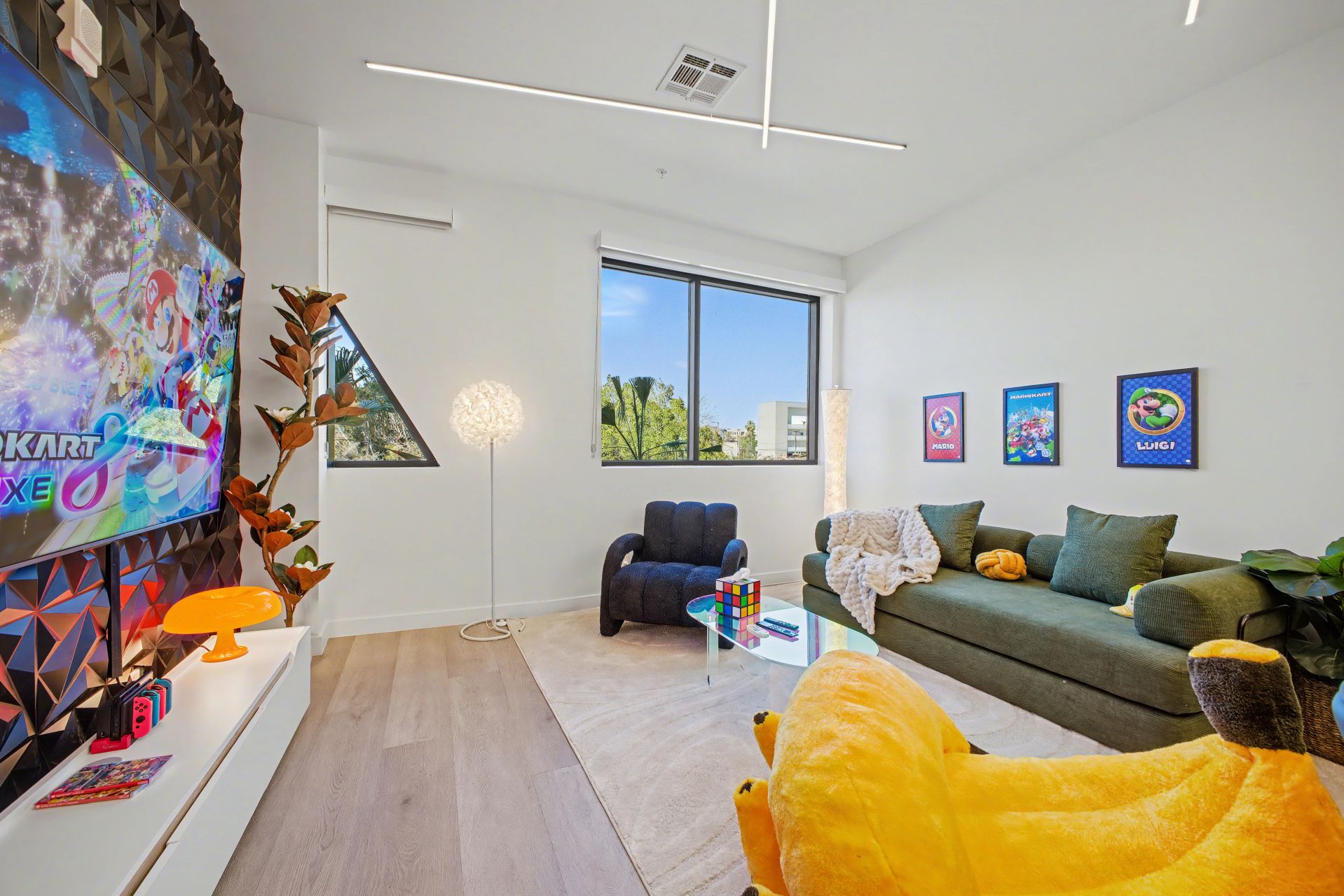 Luxury Apartments in Downtown Phoenix AZ | Rainbow Road
