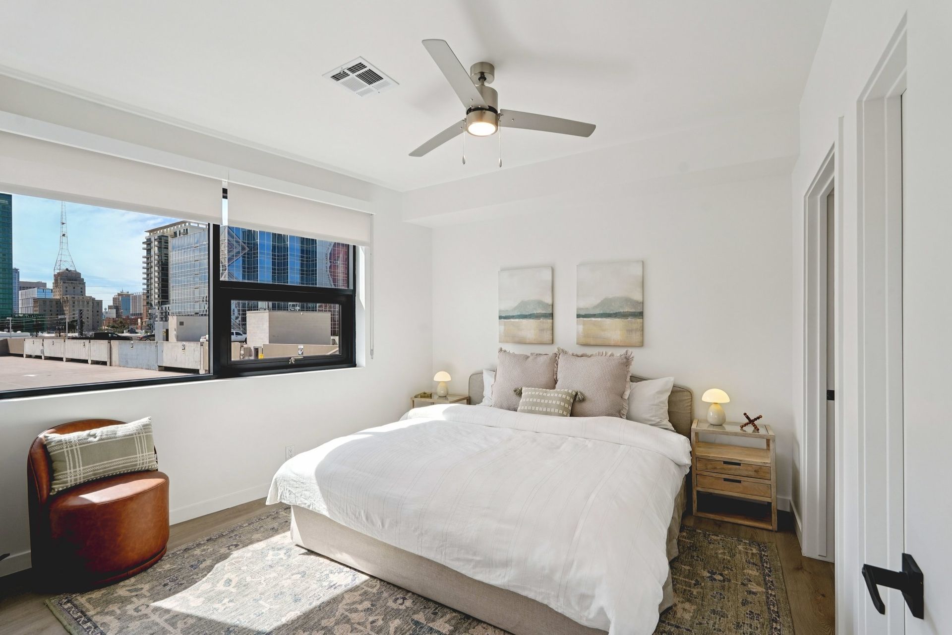 Luxury Apartments in Downtown Phoenix AZ | Rainbow Road