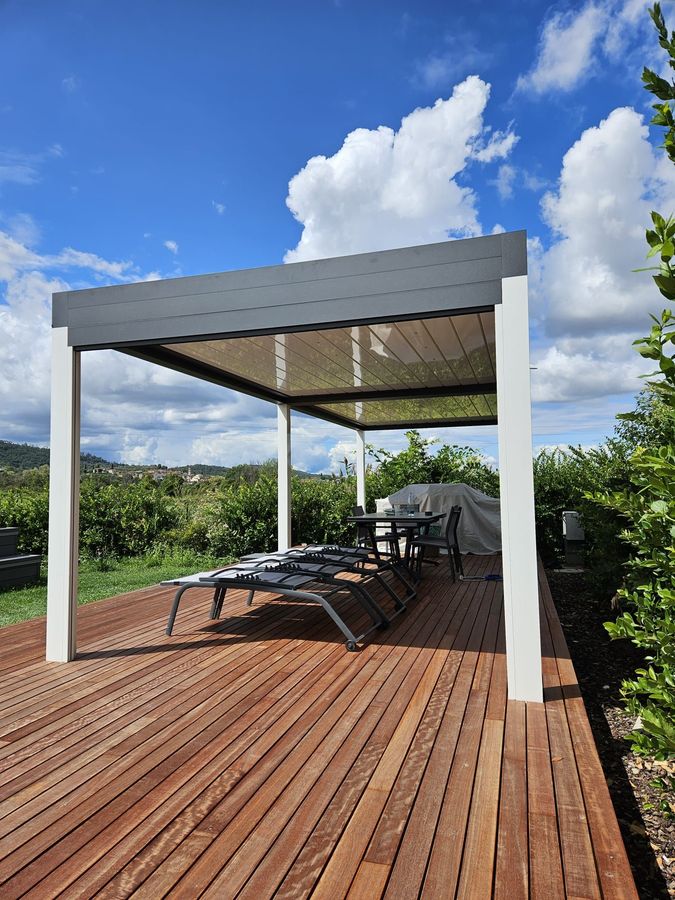 pergola bioclimatica innocenti finiture