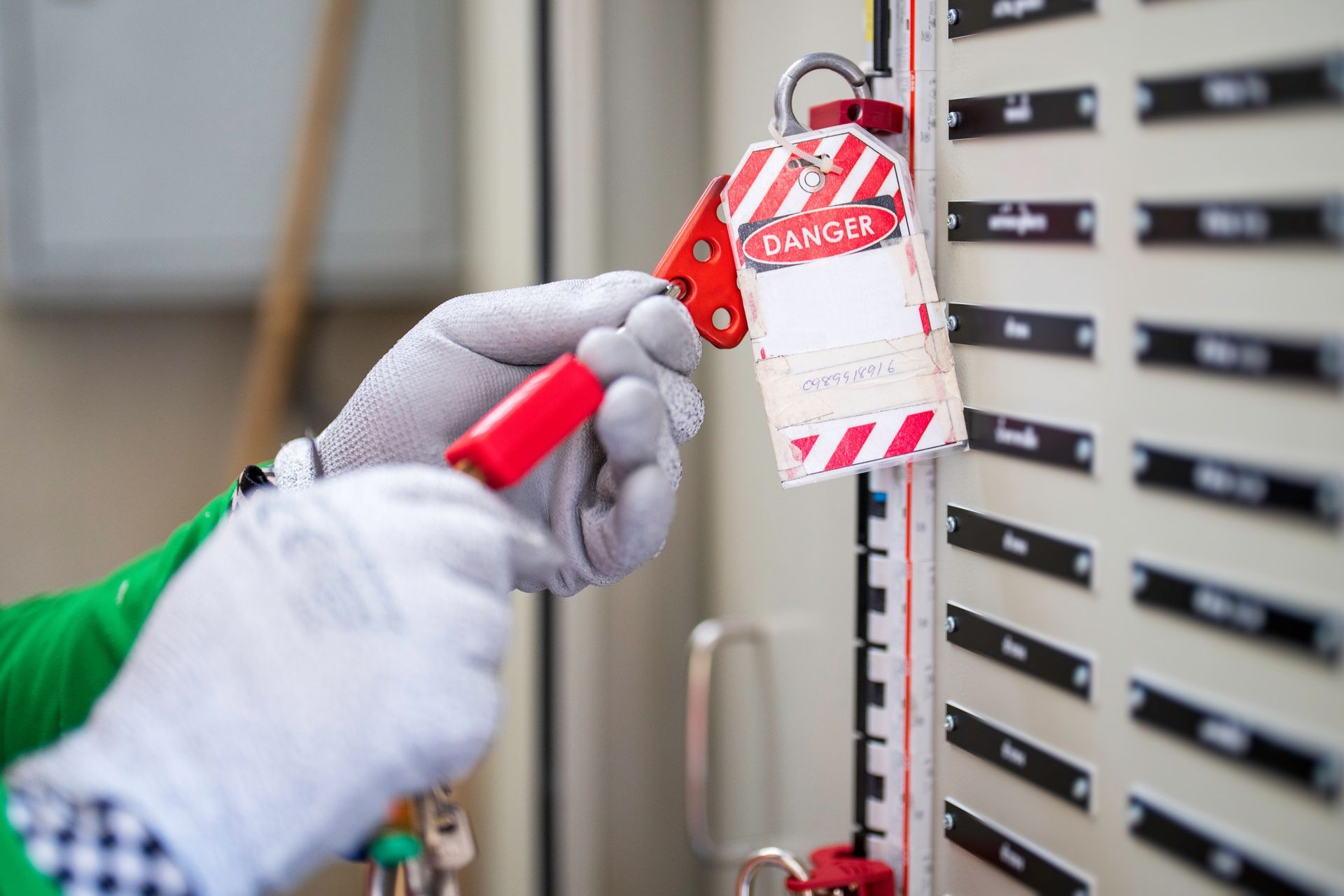Key lock circuit breaker at main distribution. Key lock circuit breaker at main distribution.