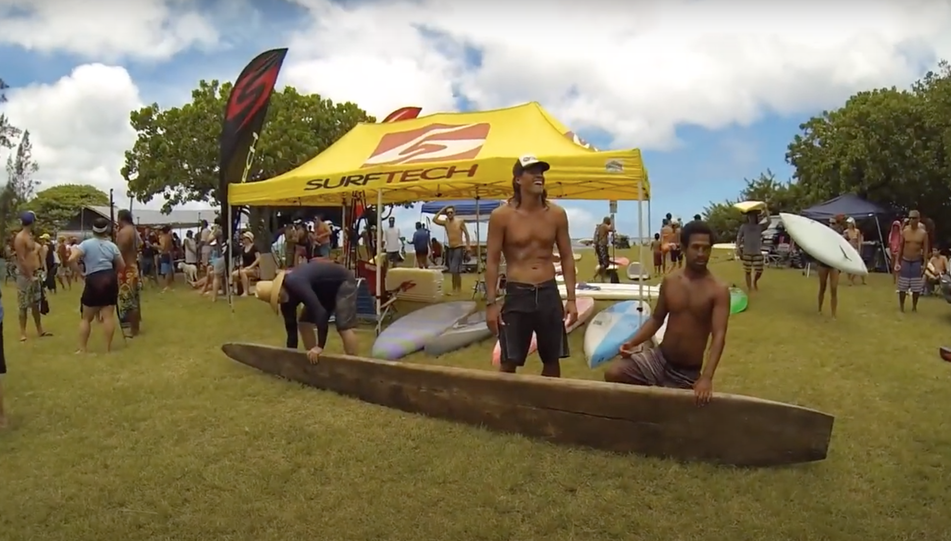 Waimea fun paddle board race