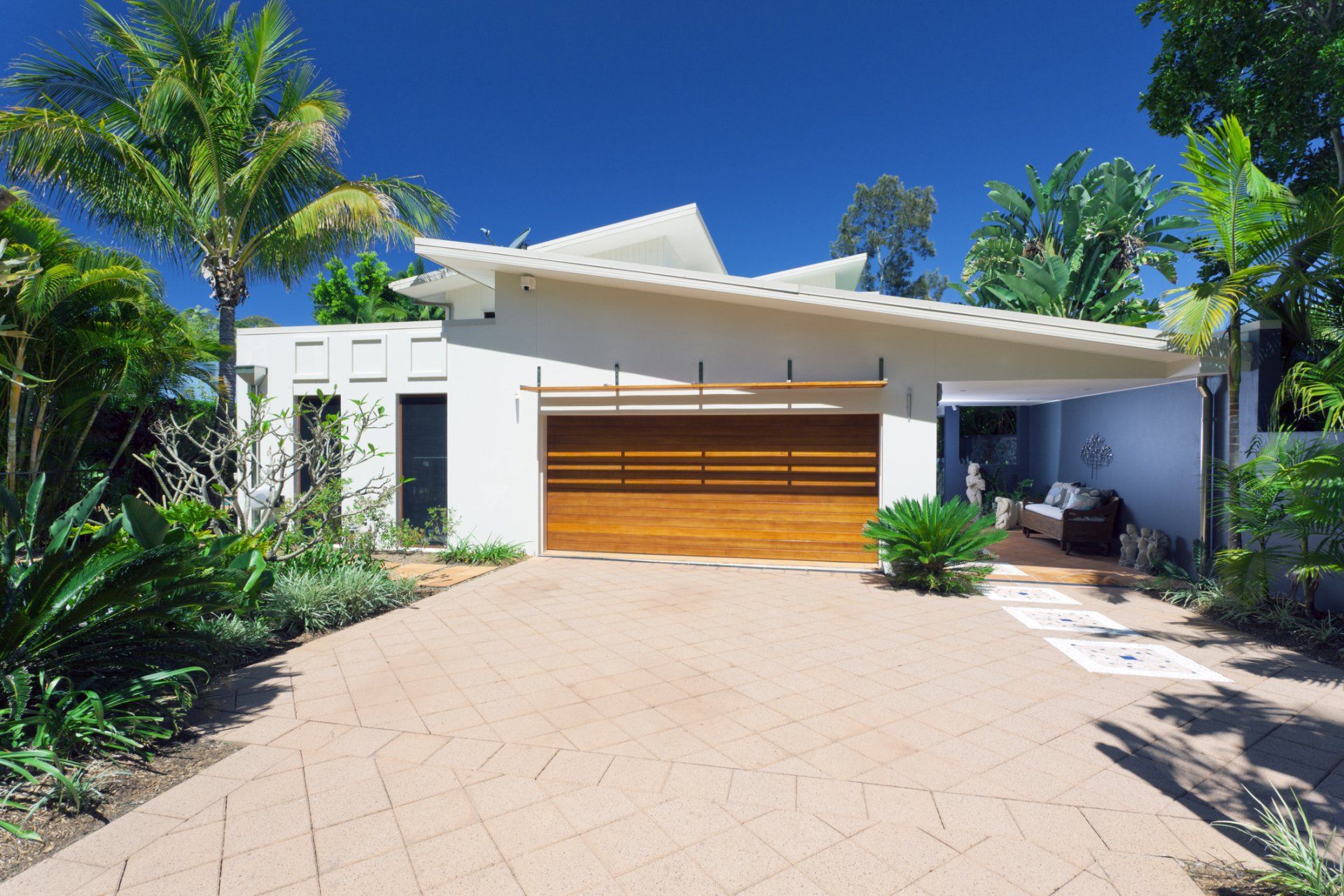 Driveway — Roxburgh Park, VIC — All Shapes Tiling