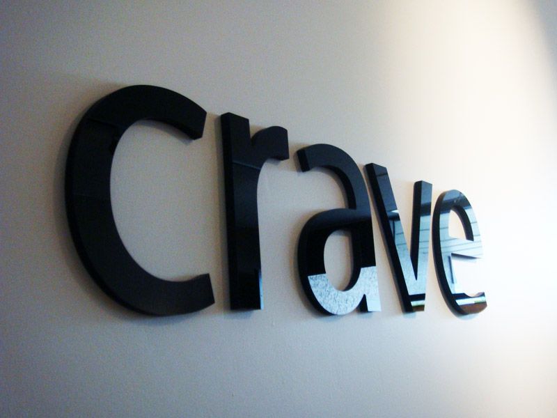 Flat cut plastic letters