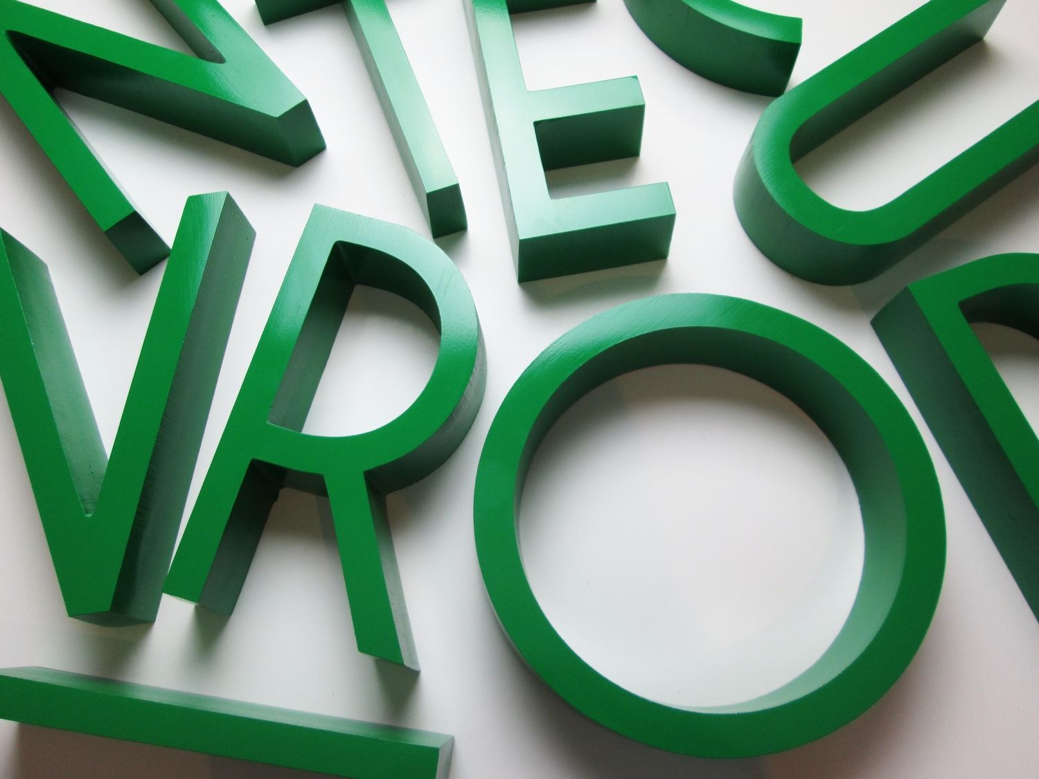 Cast metal letters