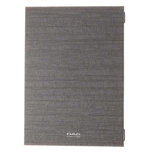Couverture de carnet texturée grise avec le logo « DAG ».