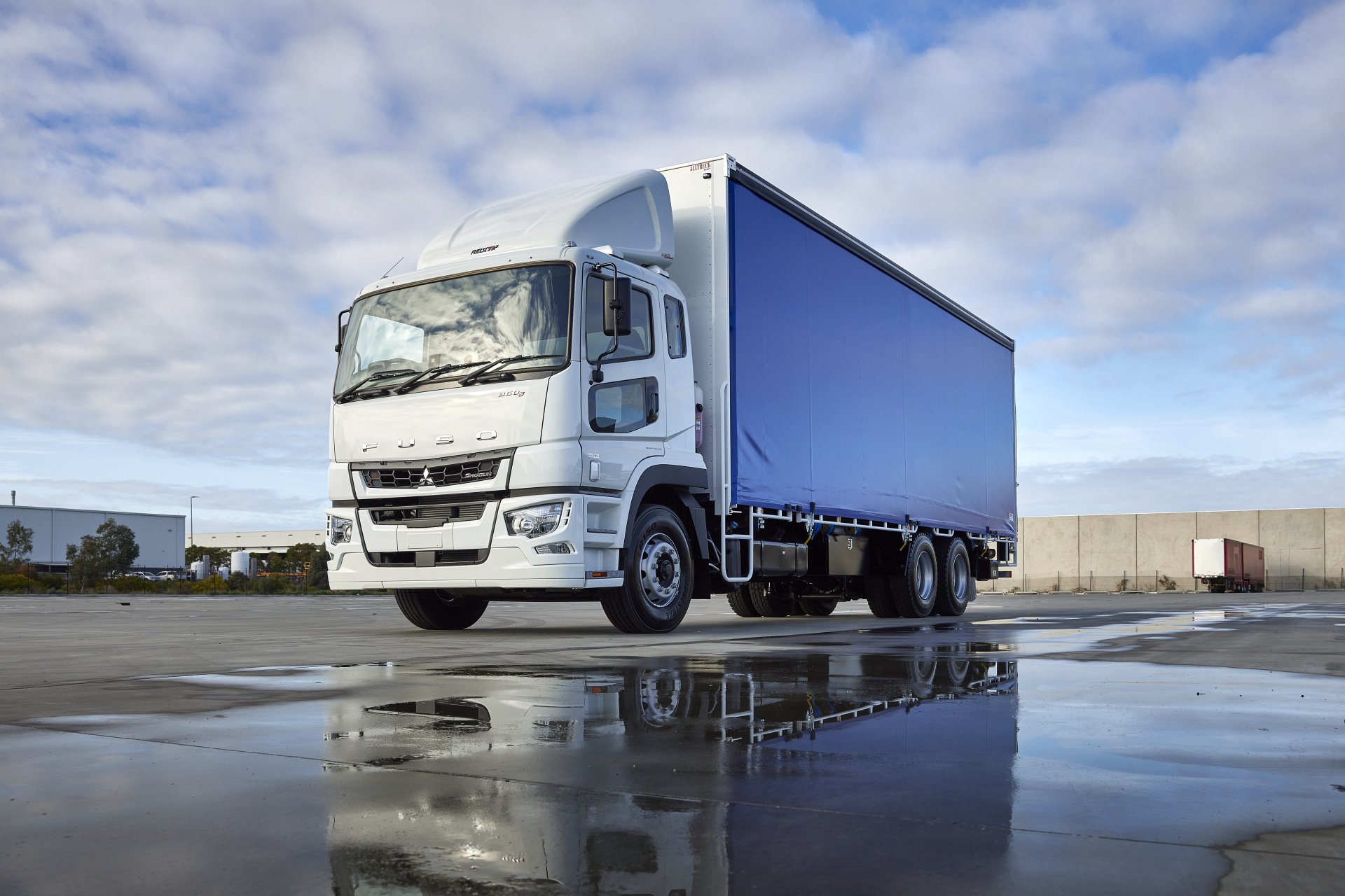 Wilson Bolton Commercial Equipment Fuso Shogun