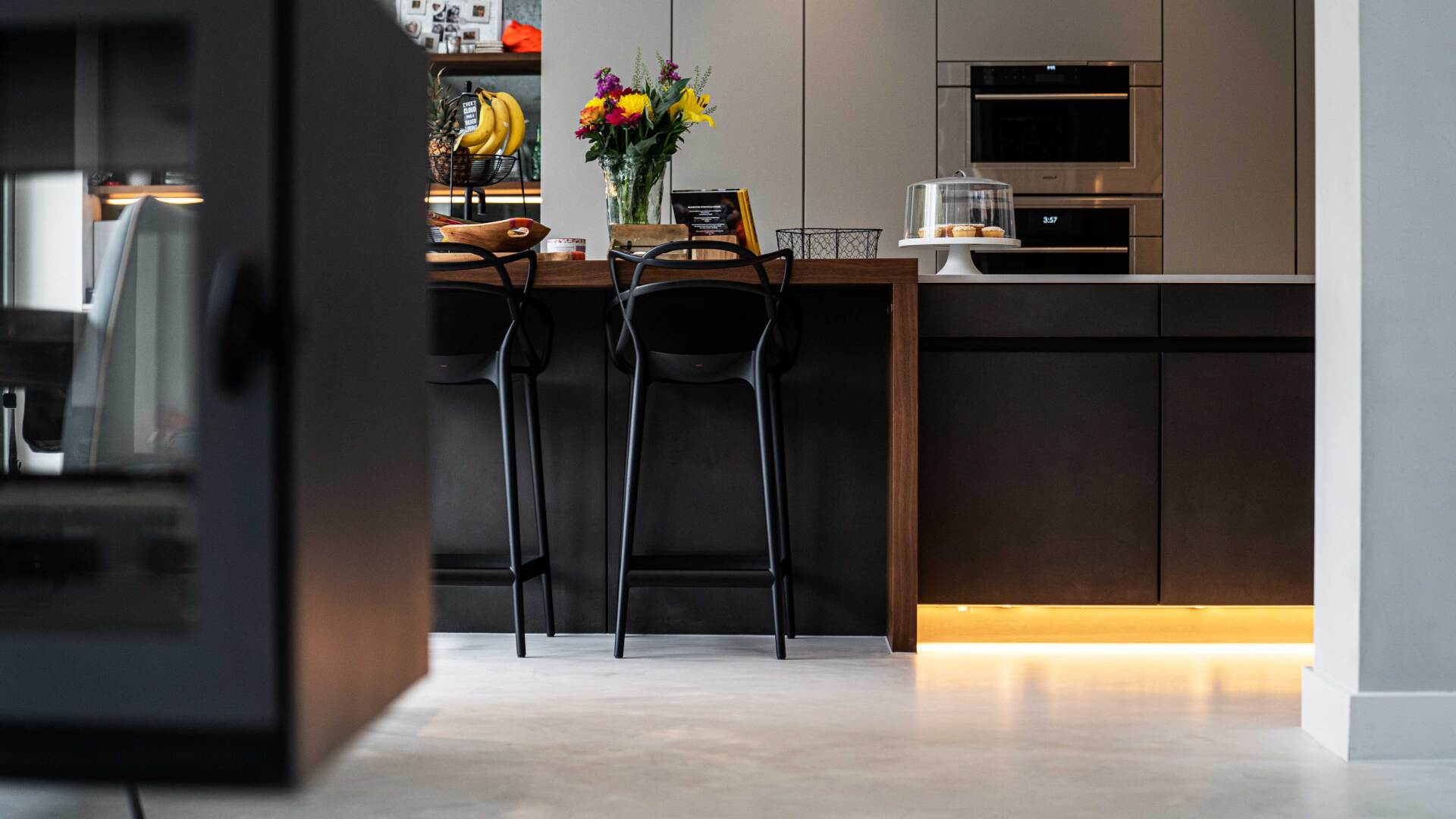 Open plan resin kitchen floor