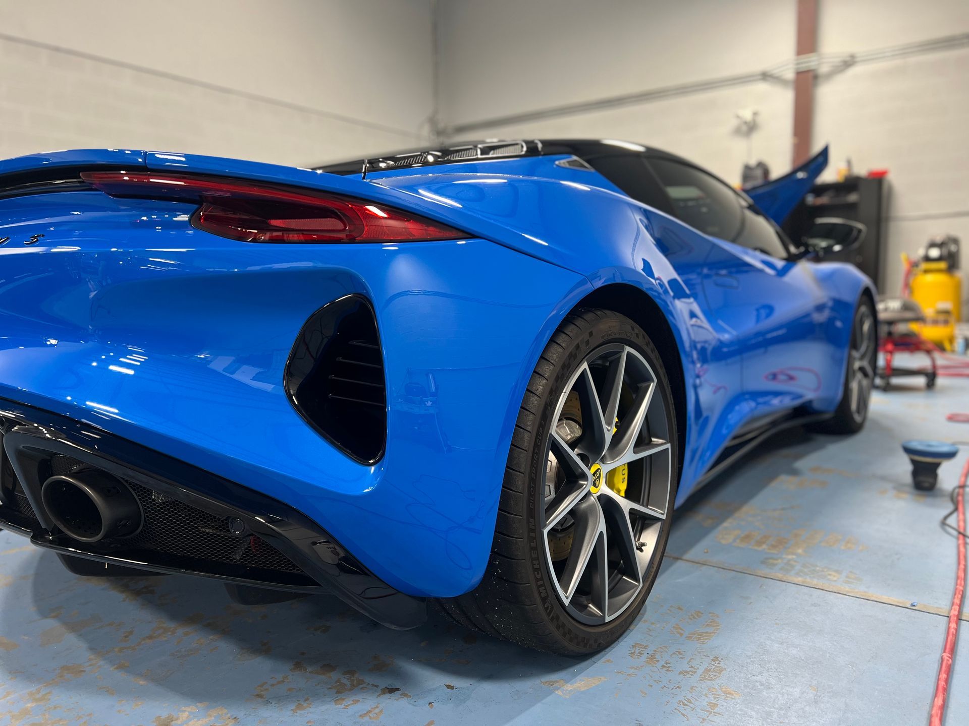 Vinyl Wrap on car