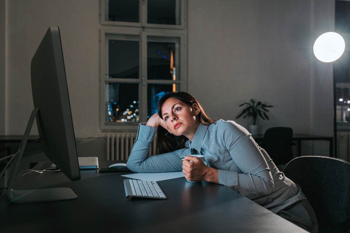 Embora a procrastinação seja um hábito ruim, você provavelmente já passou por isso em algum momento da vida.  Quantas vezes você já adiou um compromisso? Enrolou até deixar uma tarefa para última hora?