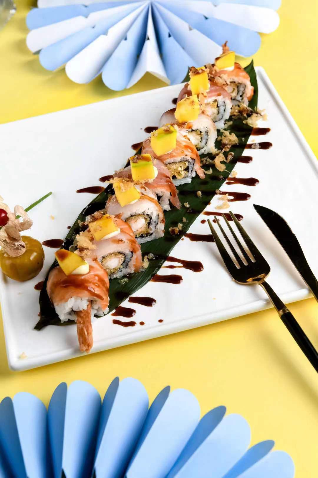 Sushi al salmone