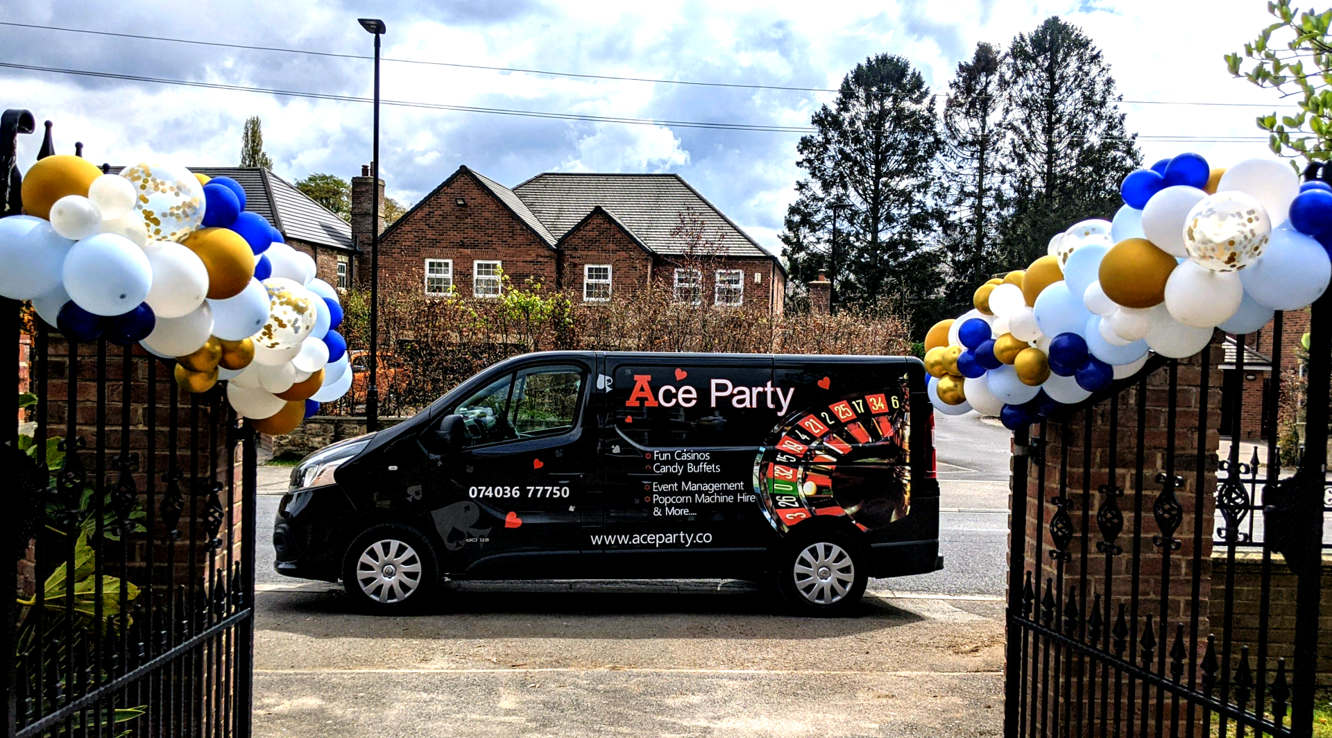 Balloon Garland Gates - Ace Party