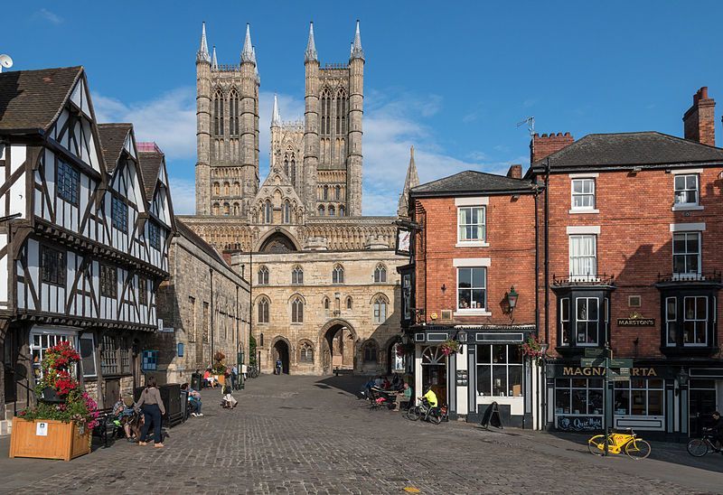 Lincoln Cathedral, Minster Yard, Lincoln LN2 1PX