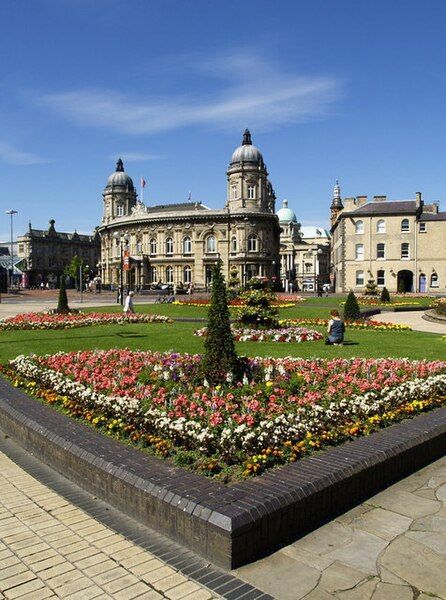 Queen's Gardens and Hull Maritime Museum, Queen Victoria Square, Hull HU1 3DX