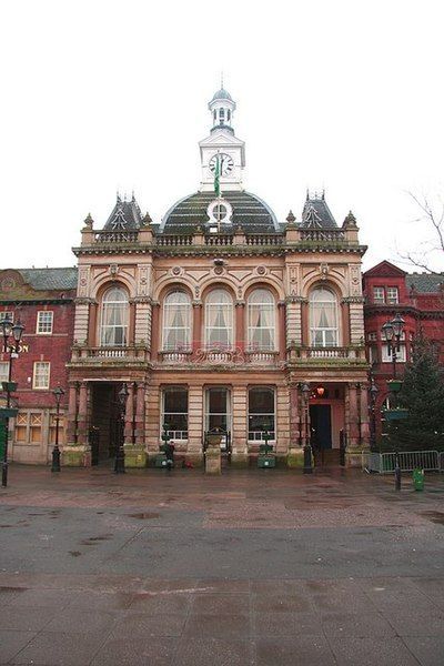 Retford Town Hall 17 The Square Retford DN22 6DB