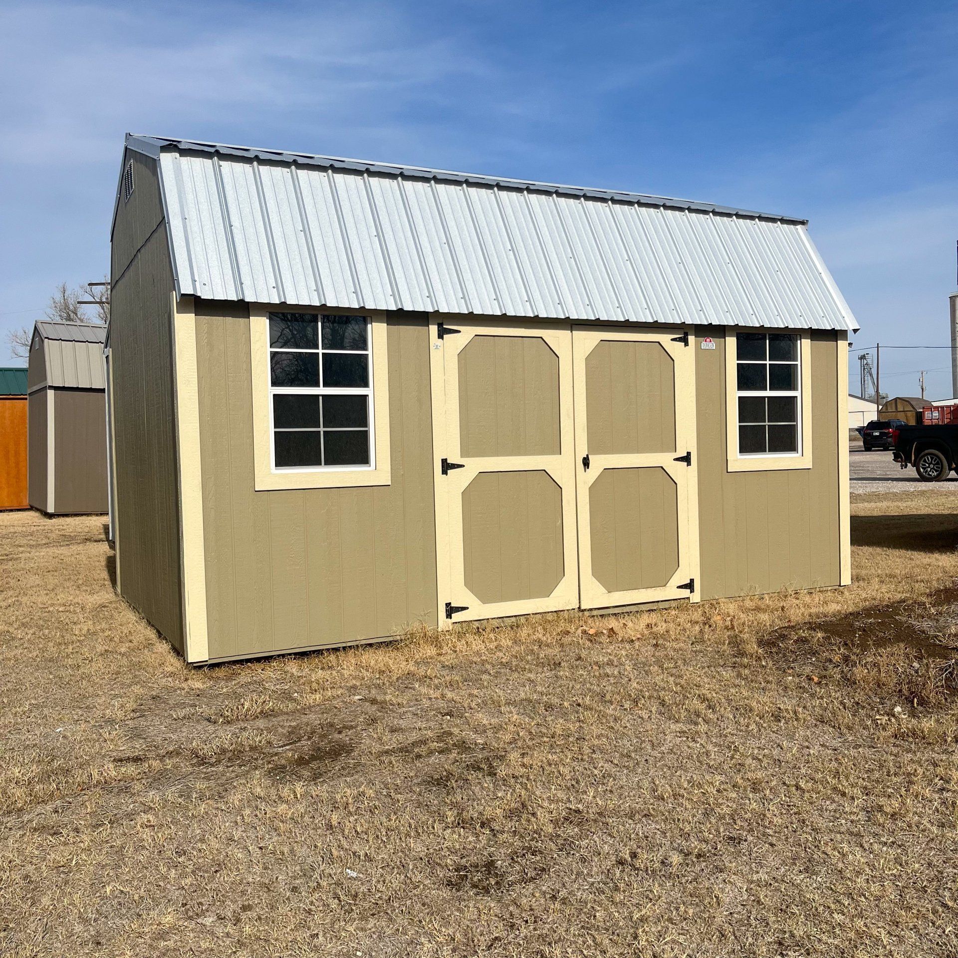 Derksen 8x12 Side Lofted barn