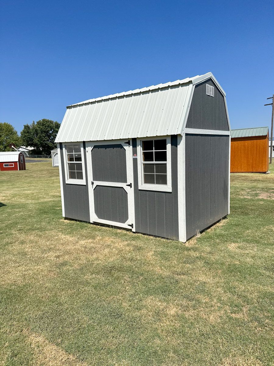 Derksen 8x12 Side Lofted Barn