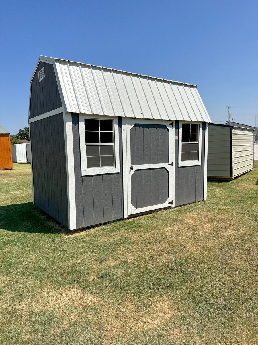 Derksen 8x12 Side Lofted Barn