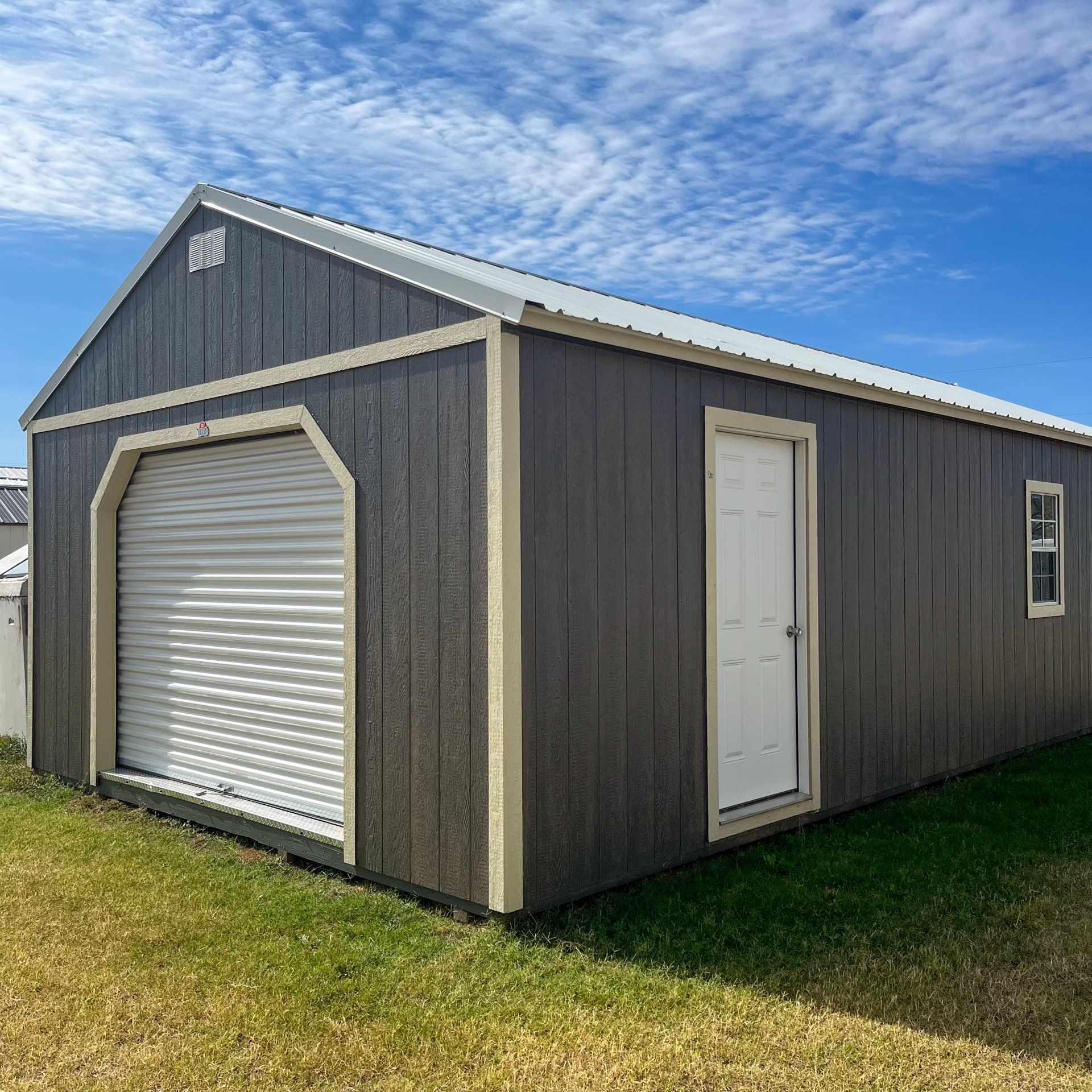 16x32 Portable Garage Right Side