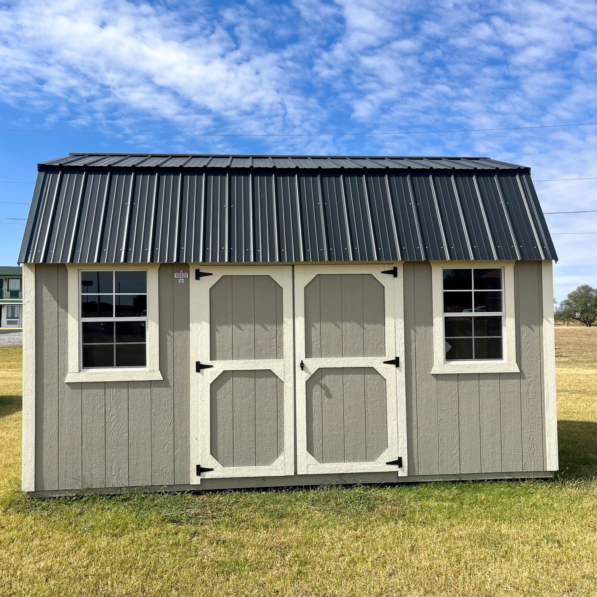 10x16 Side Lofted Barn Front