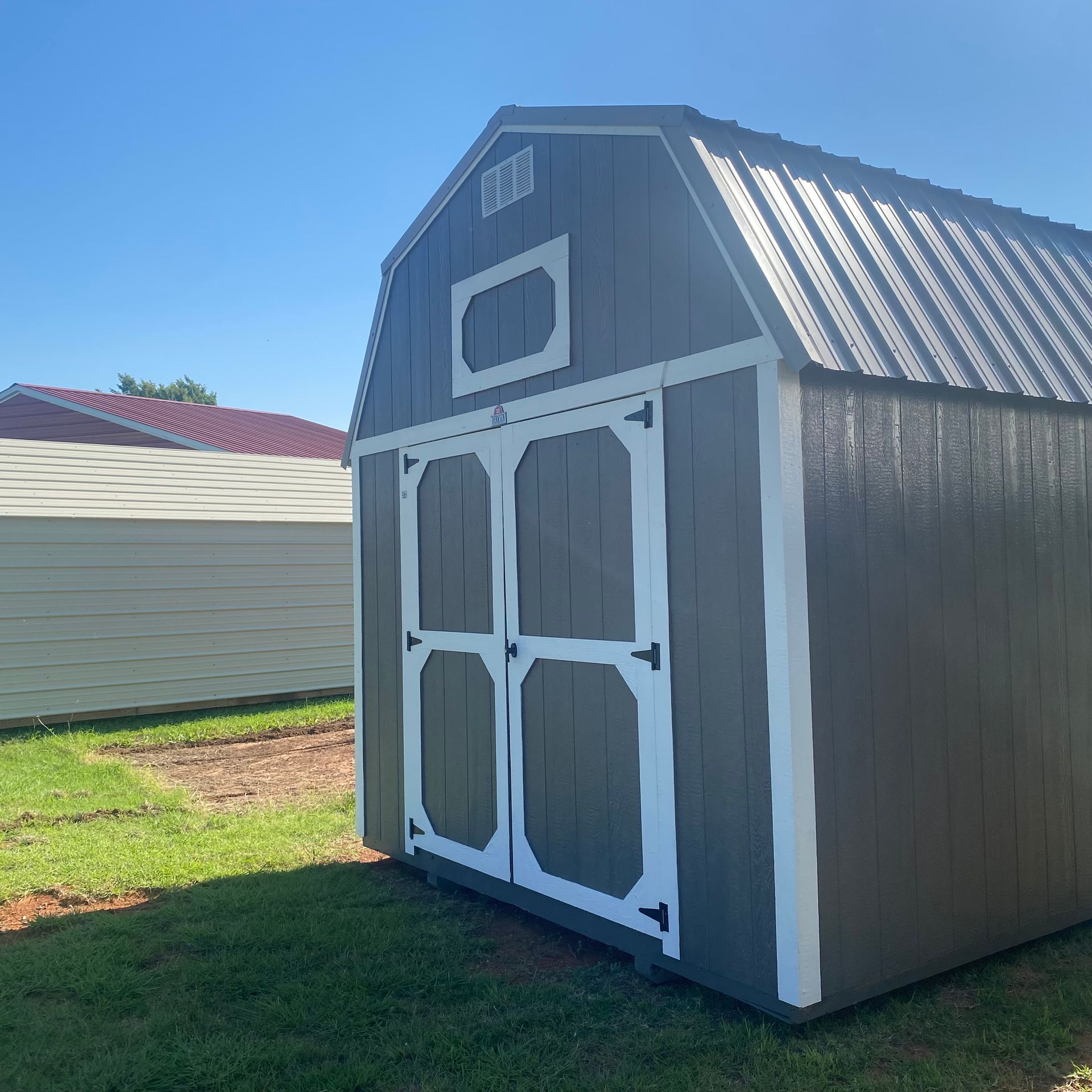 DERKSEN 10X16 LOFTED BARN 
