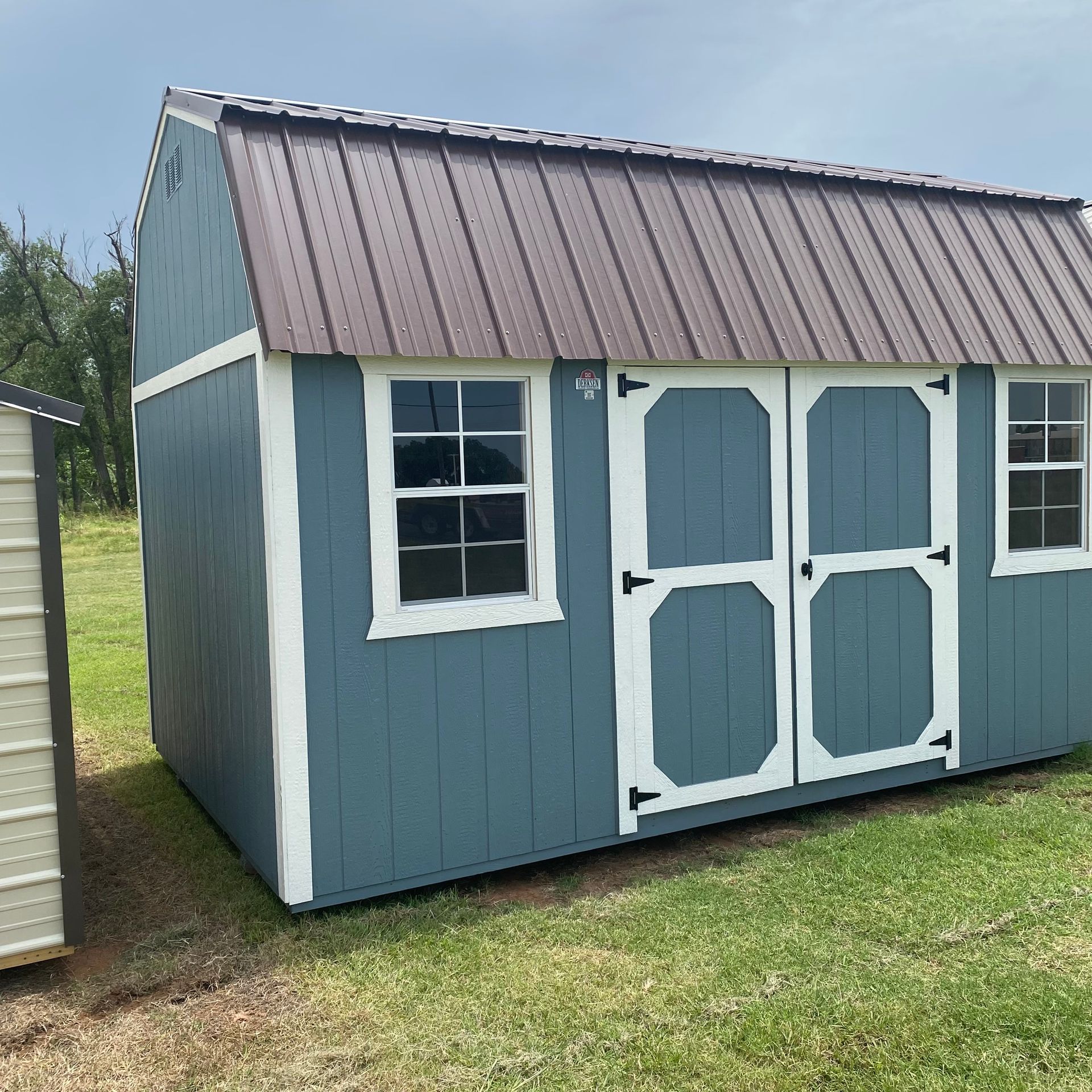 Derksen 10x16 Side Lofted Barn