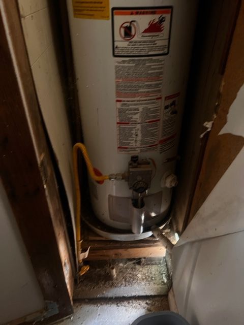 New Water Heater Being Installed in Waco, Texas