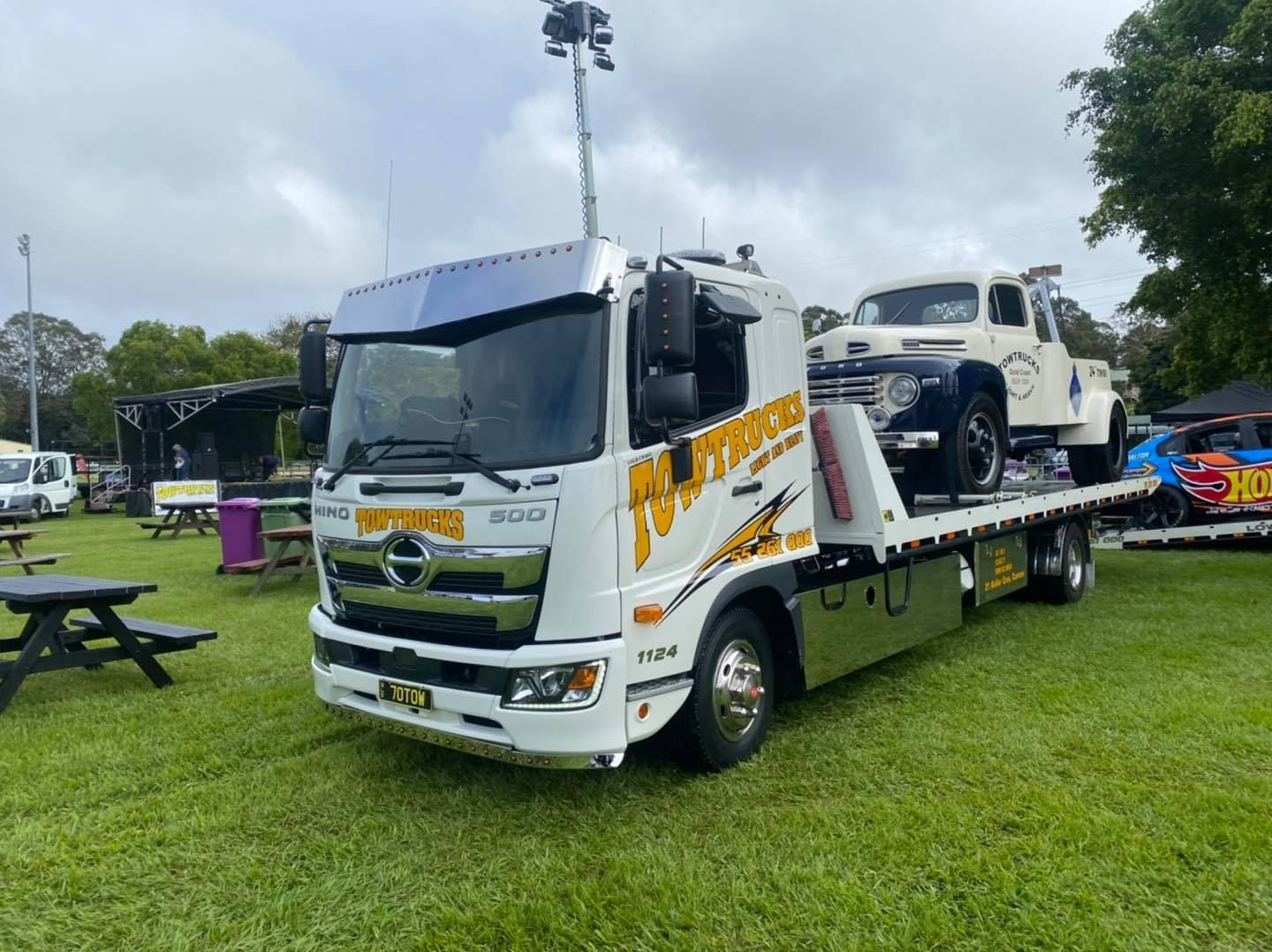 Towing Vintage Car — Gold Coast, QLD — Gold Coast Tow Trucks Light and Heavy