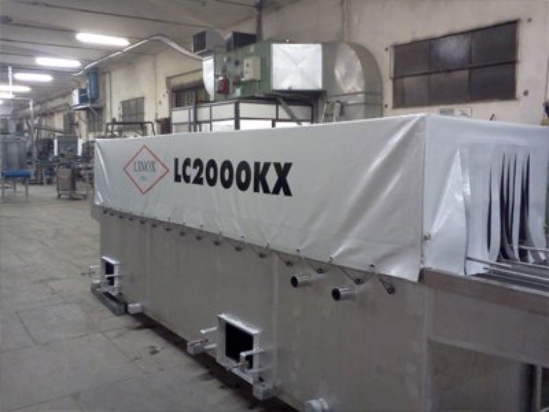 copertura in pvc per macchinario industriale