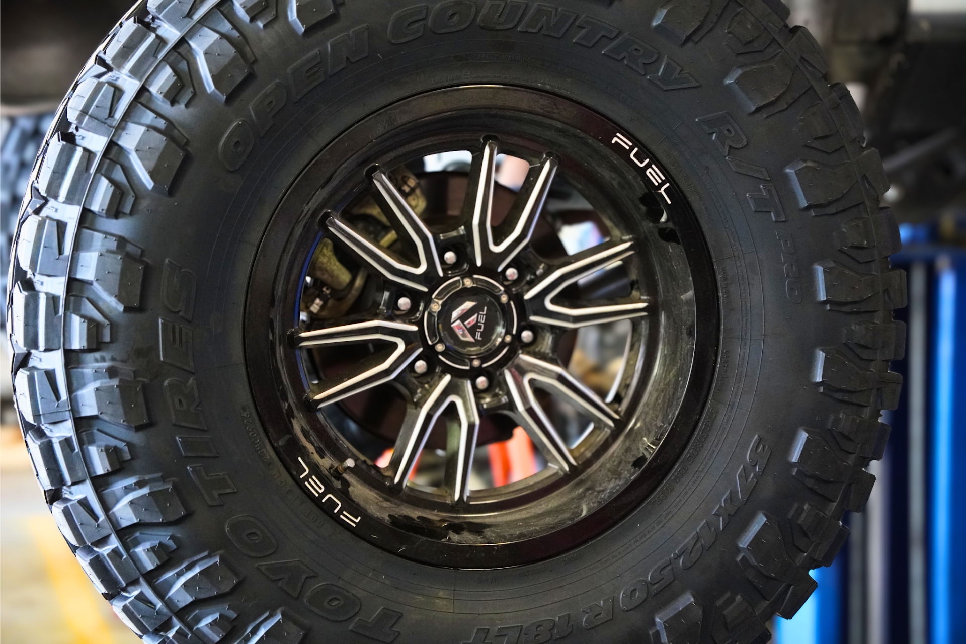 Gallery Image | Texas Complete Bronco